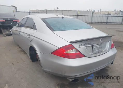 2007 Mercedes-Benz Cls 550 z USA, uszkodzony, nr VIN WDDDJ72XX7A100053